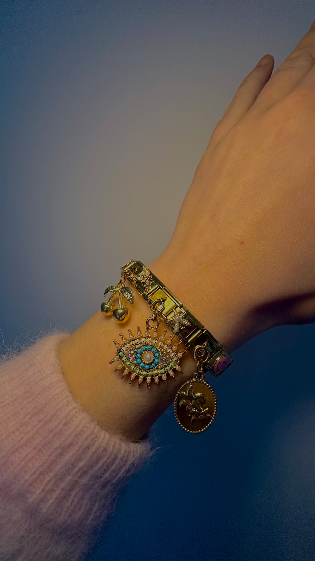 Charm N°5 – Œil Protecteur & Pierres Blanches – Collection Douce Aura | Charmy Paris
